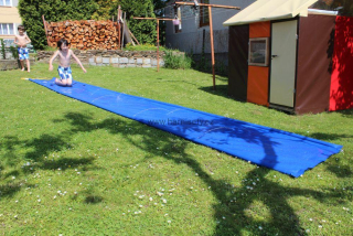 Plachtová skluzavka s vodou 10 m